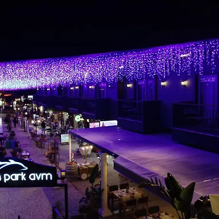 Dolphin Park Отель 3*