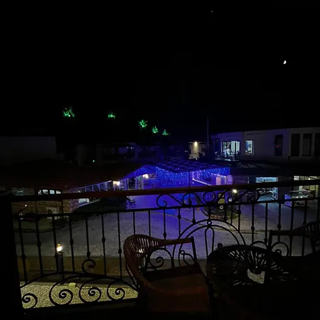 Dolphin Park Отель 3*